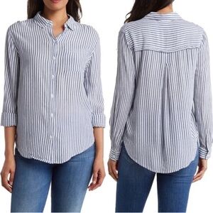 beachlunchlounge Blue and White Striped Button-Down Shirt